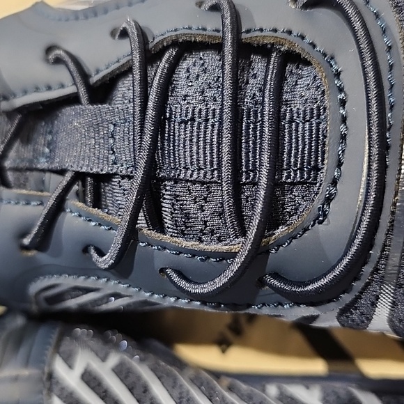 💖 HIKE LORAX FOOTWEAR  Shoes (Navy/Powder Blue). (💲price reduced!) 💖 - Picture 8 of 11